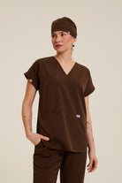 Brown top with relaxed fit
Brown short-sleeve top