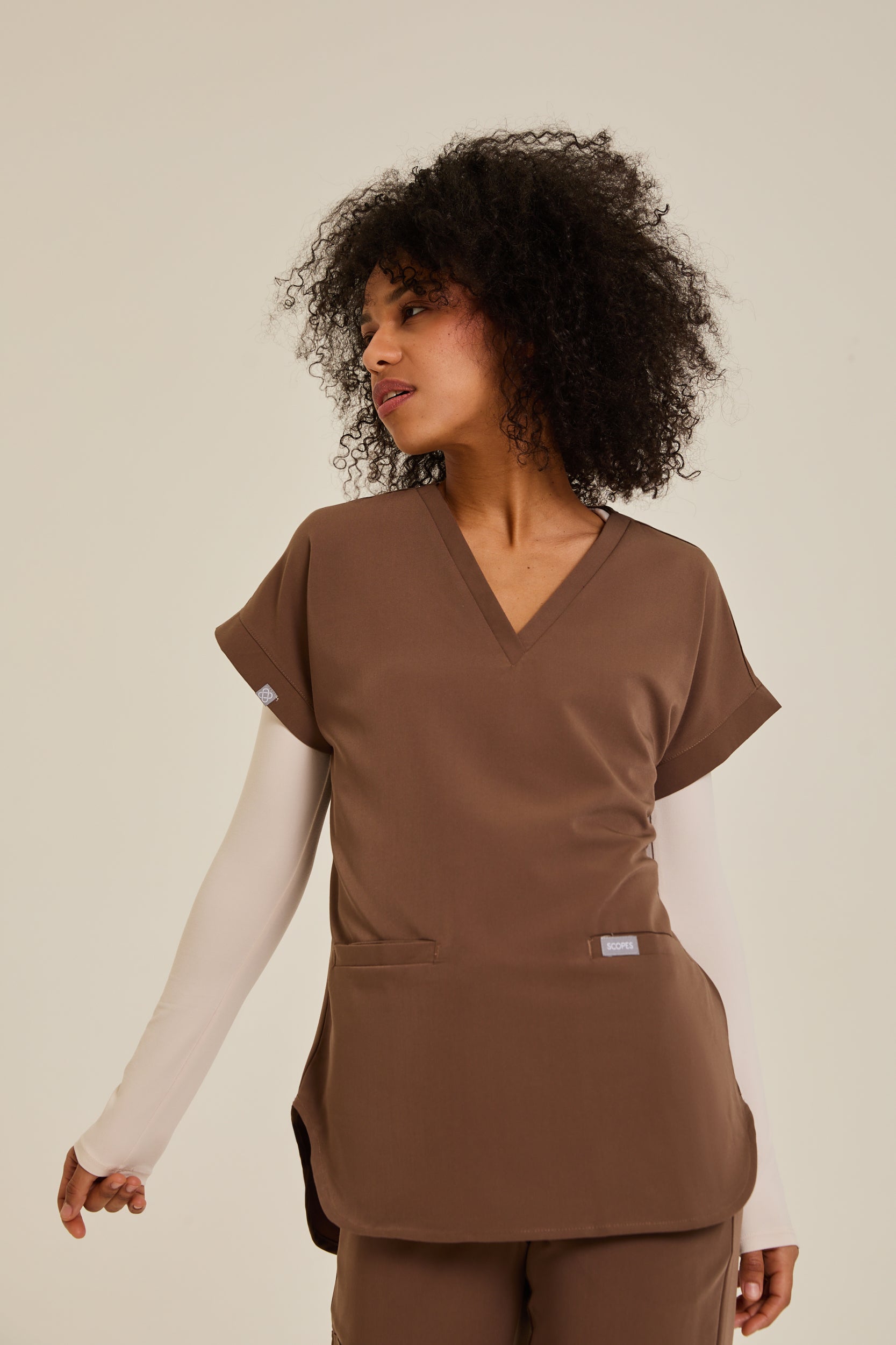 Brown top with relaxed fit
Brown short-sleeve top